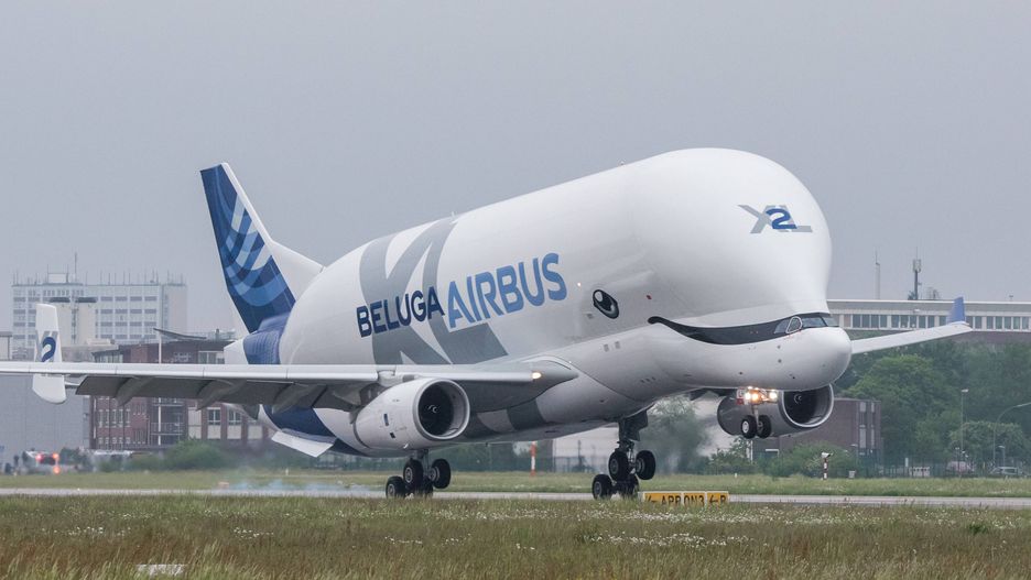 Airbus Beluga XL lands in Hamburg21 May 2019, Hamburg: Airbus Beluga XL aircraft lands at the Hamburg Finkenwerder Airport. Photo: Daniel Bockwoldt/dpa Dostawca: PAP/DPA.Daniel Bockwoldt