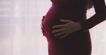 Rząd wprowadzi "krajowy rejestr ciąż"? Jest już projekt rozporządzenia