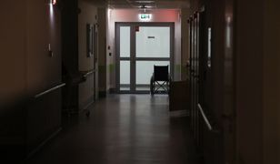 Pacjenci z zarzutami. Mieli wpłacać pieniądze na fundację założoną przez Tomasza Grodzkiego