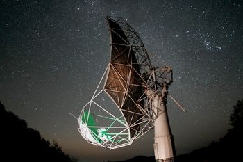 Astronomowie odkryli tajemniczy obiekt. Może być galaktyką bez gwiazd