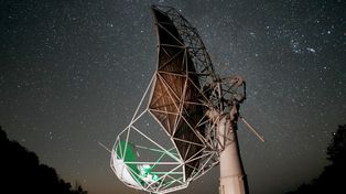 Astronomowie odkryli tajemniczy obiekt. Może być galaktyką bez gwiazd