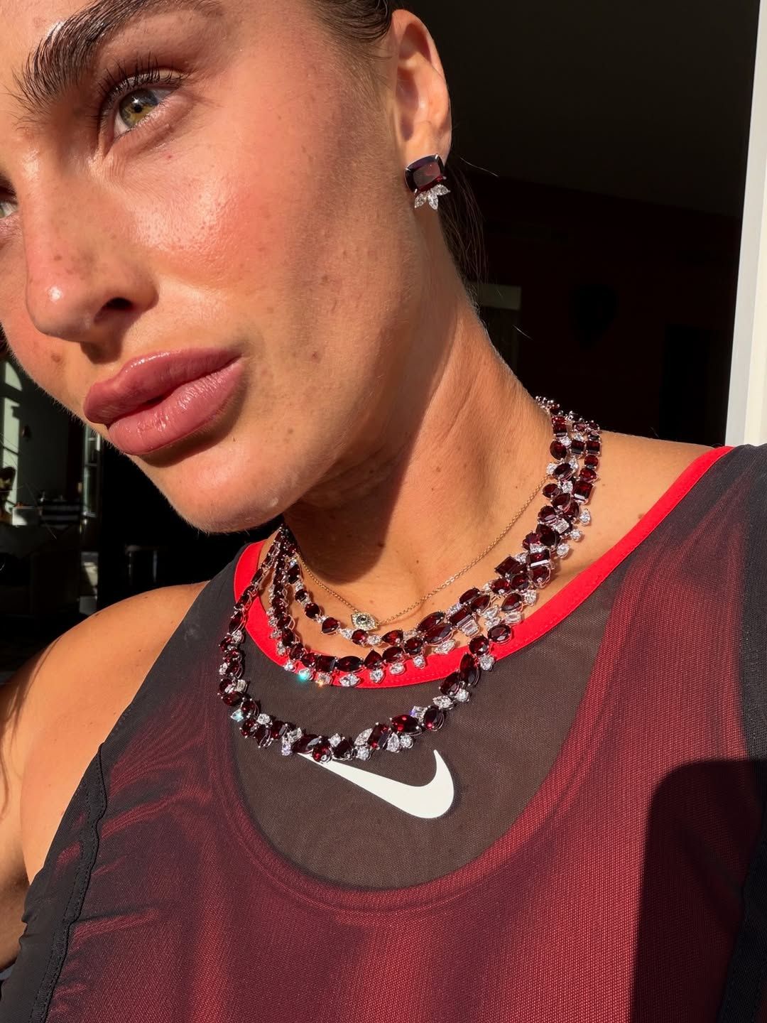 Aryna Sabalenka prezentuje luksusową biżuterię
