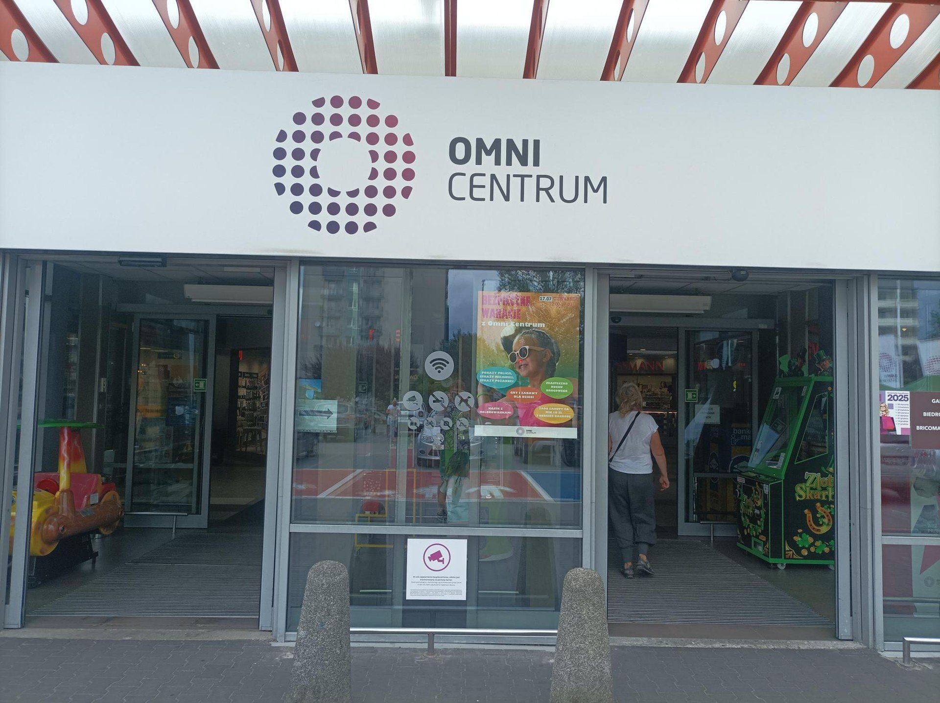 Oszuści działali w centrum handlowym w Świętochłowicach