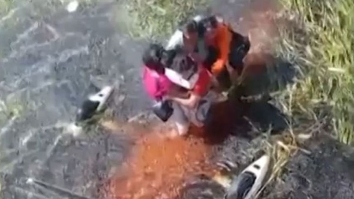 Czekali na ratunek 36 godzin. Wokół krążyły aligatory