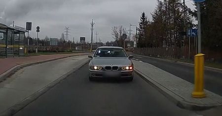 Policjanci zobaczyli ten filmik. Kierowca bmw ma pecha