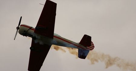 Zabytkowy samolot z ZSRR walczy z rosyjskimi dronami. Jest wyjątkowo skuteczny