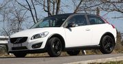 Podążając za trendami - Volvo C30 Black Series