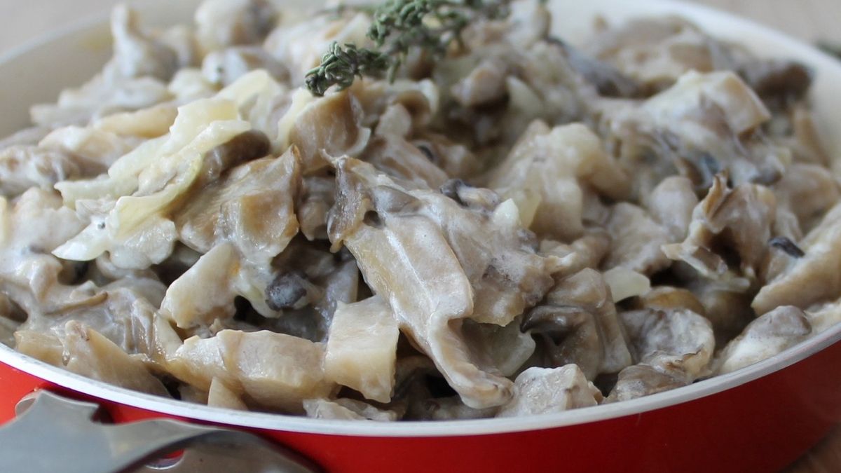 Zamiast śledzi, zanurzam w śmietanie inny produkt