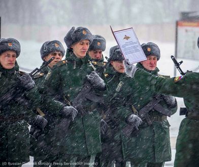 Będą zmiany w armii? Putinowi potrzebni są żołnierze