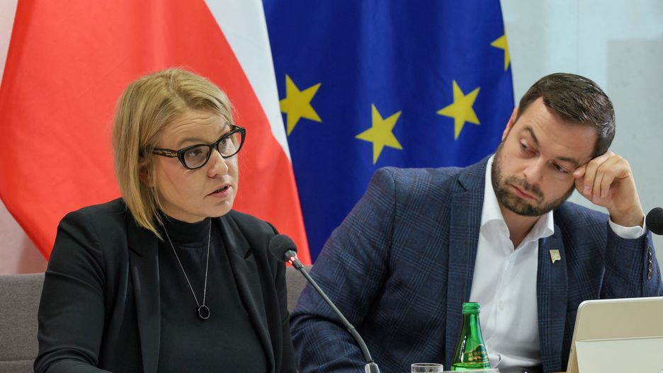 Magdalena Filiks, Bartosz Romowicz
Pawe� Supernak
g�osowanie korespondencyjne, komisja, polityk, polityka, portret, przes�uchanie, sejm, sejmowa, wybor�w kopertowych, wybor�w korespondencyjnych, wybory kopertowe, wybory prezydenckie 2020, zbadanie, zeznania