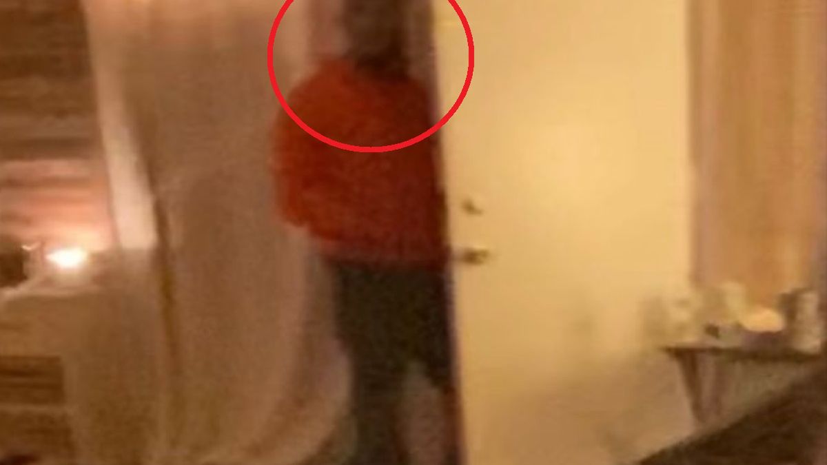 Intruz włamał się do mieszkania Viverette, gdy nagrywała filmik na Tik Toka 