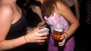 Test na utajony alkoholizm. Dwa razy "tak" oznacza duży problem