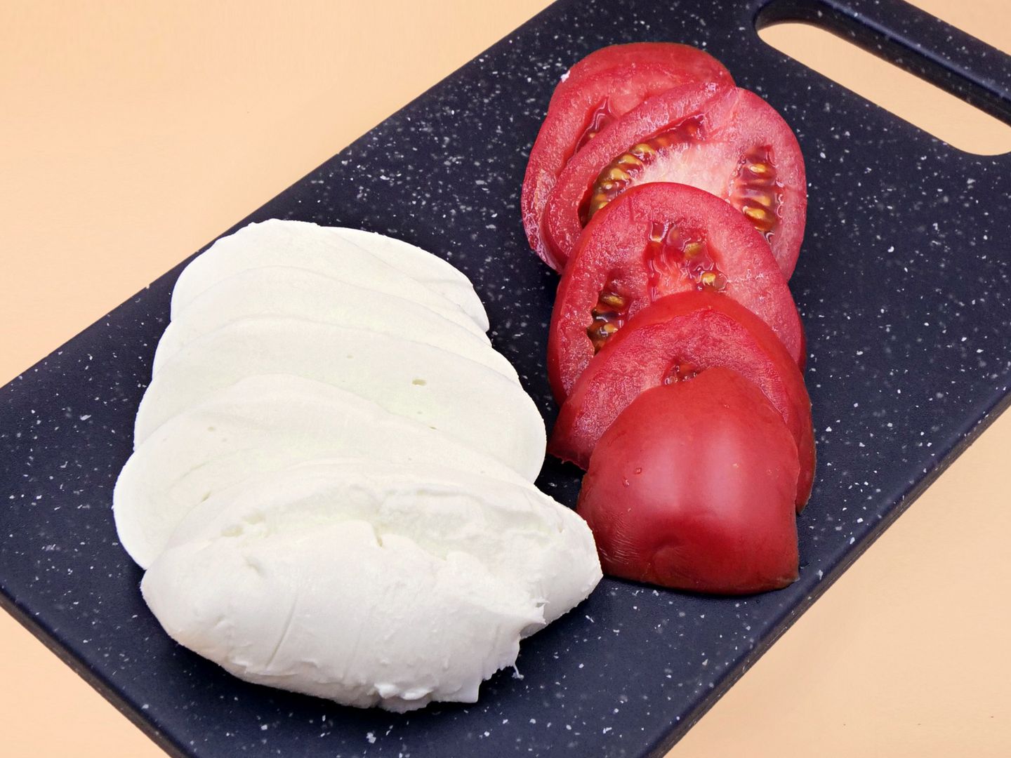 Sałatka caprese przepis