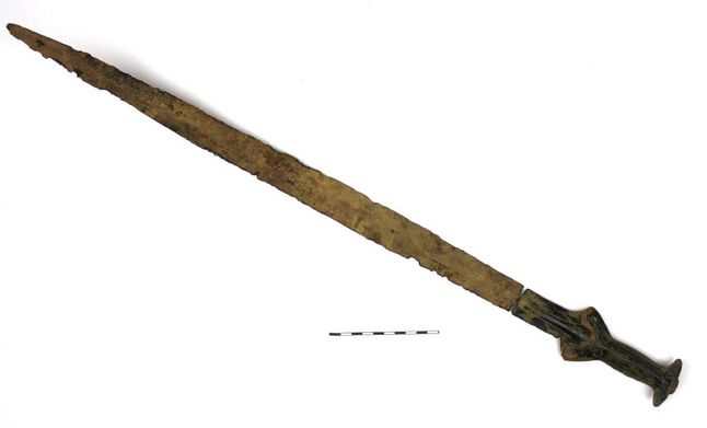 Miecz z brązu odnaleziony w czeskim lesie