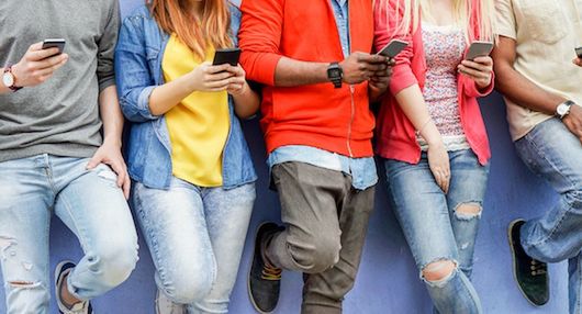 Szkoła musi walczyć z dezinformacją. NASK stworzył darmowy kurs