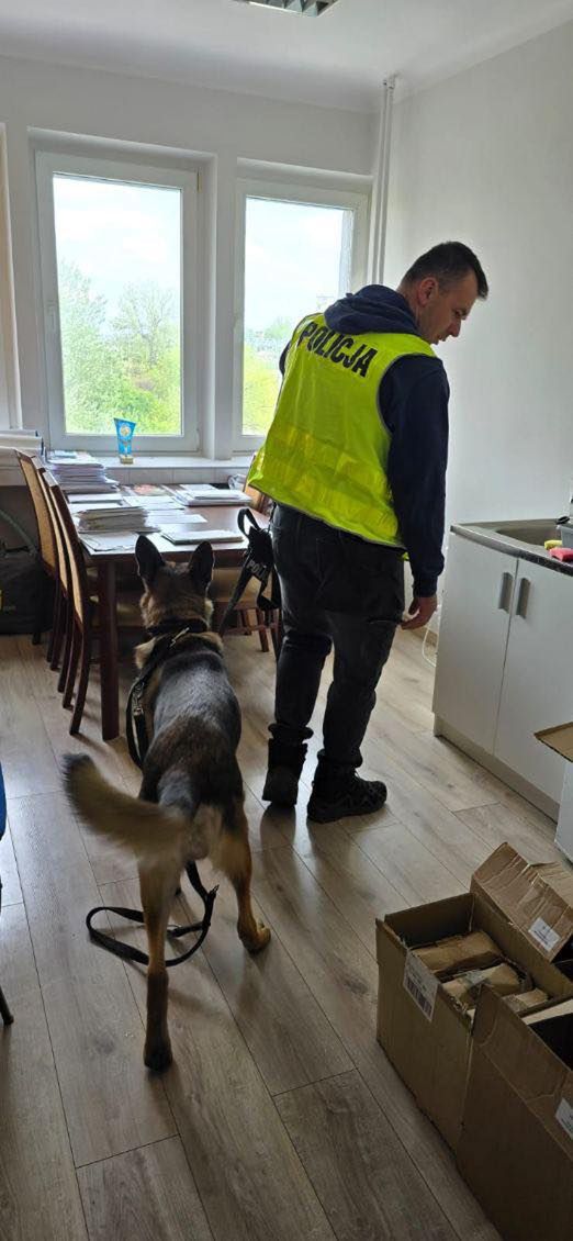 Policja w biurze Marka Suskiego