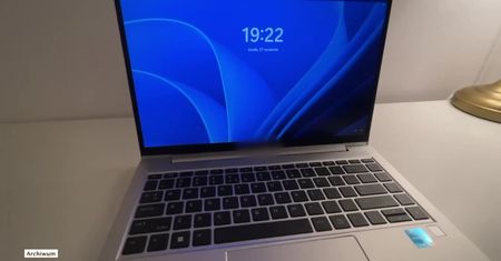 Minister cyfryzacji składa zawiadomienie do prokuratury. Chodzi o program “Laptop dla ucznia”