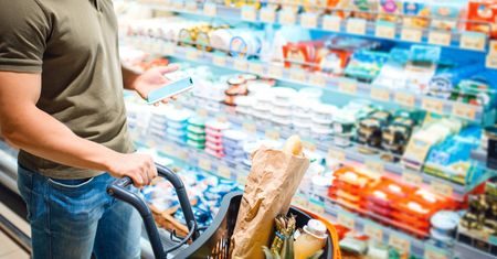Właściciele sklepów bezradni, klienci kradną ten produkt na potęgę. Nic ich nie zatrzymuje