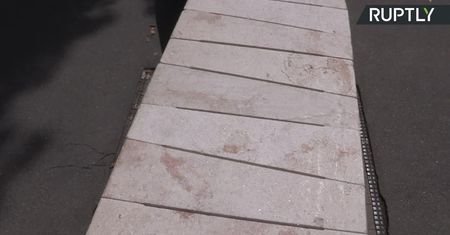 Ławka chłodząca. Paryska nowość na walkę z upałami.