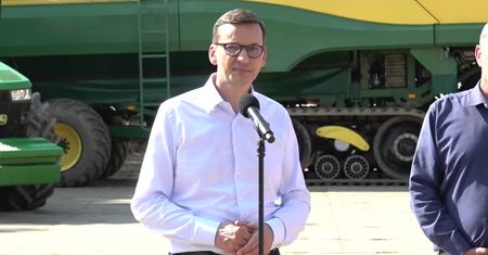 Premier uzasadnia potrzebę zmiany prawa medialnego.