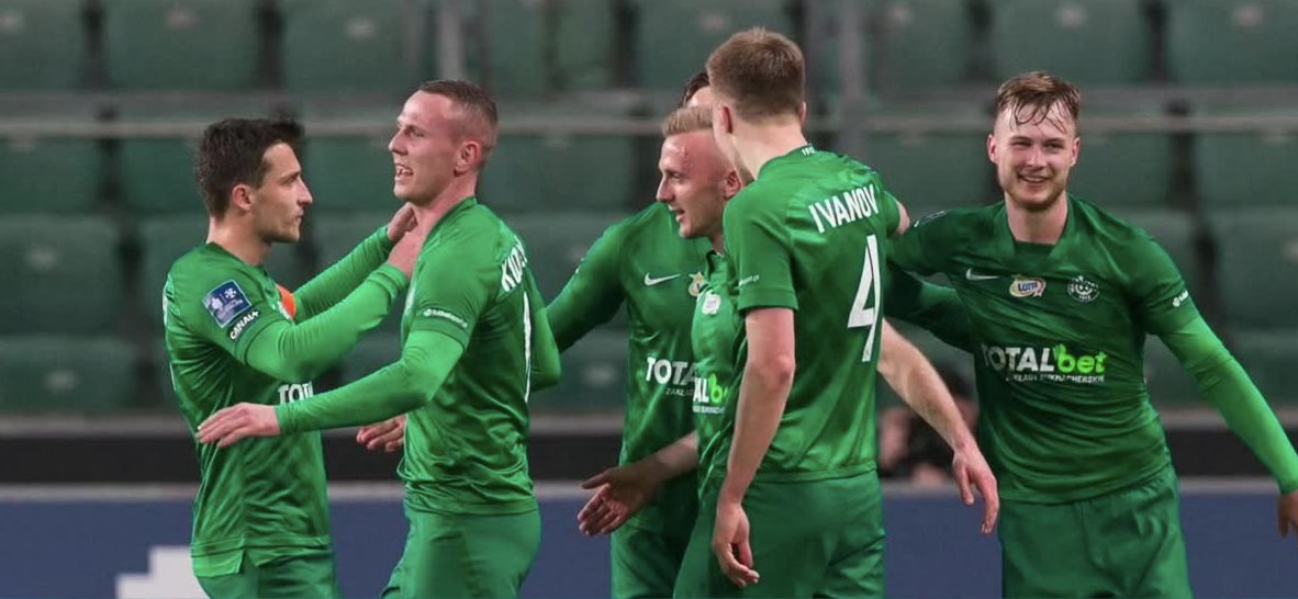 Śląsk Wrocław nie składa broni w walce o 4. miejsce w lidze. Podopieczni trenera Jacka Magiery wygrali na wyjeździe z Wartą Poznań 3:2