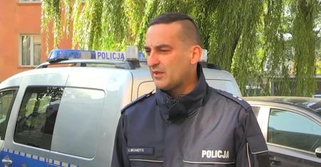 Śmierć na grzybach. Dwie doby poszukiwań, ciało 72-latki znaleziono w gęstych trawach