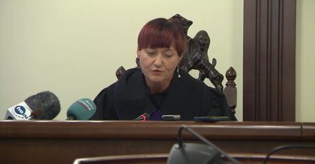 15 lat więzienia za wypchnięcie ciężarnej żony z balkonu i znęcanie się nad nią ze szczególnym okrucieństwem