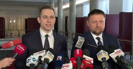 Posłowie PO składają wniosek o natychmiastową dymisję Krzysztofa Szczerskiego po słowach o nauczycielach