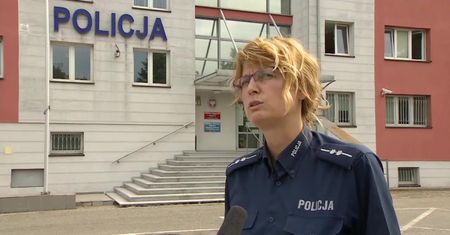 Jechał chodnikiem, żeby ominąć korki. Policja w Środzie Wielkopolskiej ustaliła tożsamość kierowcy