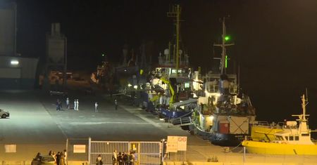 Statek Sea-Watch 3 przybił do portu na Sycylii po zwolnieniu kapitana z aresztu domowego