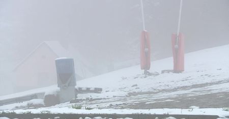 Powrót zimy w Beskidach. „Warunki są bardzo trudne”