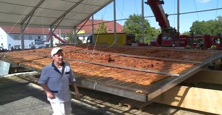 Ważący ponad tonę schabowy przyrządzony w bawarskim miasteczku trafi do Księgi Rekordów Guinnessa