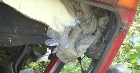 Pijany kierowca zjechał z drogi i wpadł do rowu. Zginął jeden z pasażerów