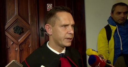 Kary więzienia dla handlarzy dopalaczami. Wprowadzili na rynek co najmniej 225 tys. opakowań