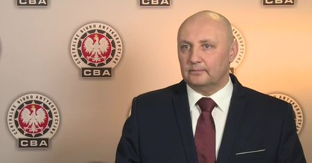Wrocławska CBA zatrzymała byłego dyrektora mazowieckiego NFZ. Podejrzany o wzięcie łapówki za kontrakt z nieuczciwą kliniką