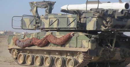 Baszar al-Asad spokojnym krokiem idzie do pracy. Prezydent Syrii skomentował nocny nalot