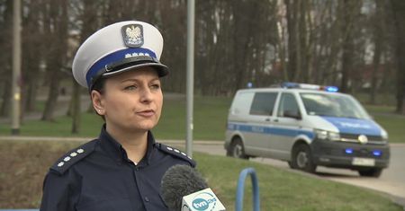 Samochód dostawczy zderzył się z osobowym. Poważnie wyglądający wypadek w tunelu pod Martwą Wisłą