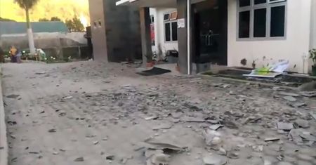 10 ofiar trzęsienia ziemi w Indonezji. 60 wstrząsów wtórnych w turystycznej okolicy