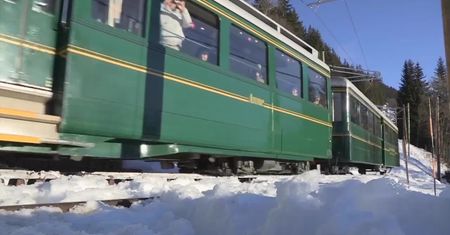 Niezwykłe emocje, niesamowite widoki. Tramwaj na Mont Blanc cieszy się niesłabnącą popularnością