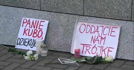 „Wprowadzono nam stan wojenny”. Protest po odwołaniu nowego dyrektora Trójki