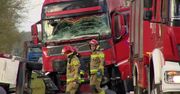 Zderzenie busa z ciężarówka na Dolnym Śląsku. Zginęły trzy osoby