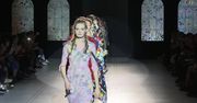 Marka Preen by Thornton Bregazzi z pokazem na Fashion in Motion w Muzeum Wiktorii i Alberta