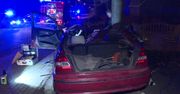 Śmiertelny wypadek w pobliżu Kalisza. Samochód zjechał na pobocze i uderzył w drzewo