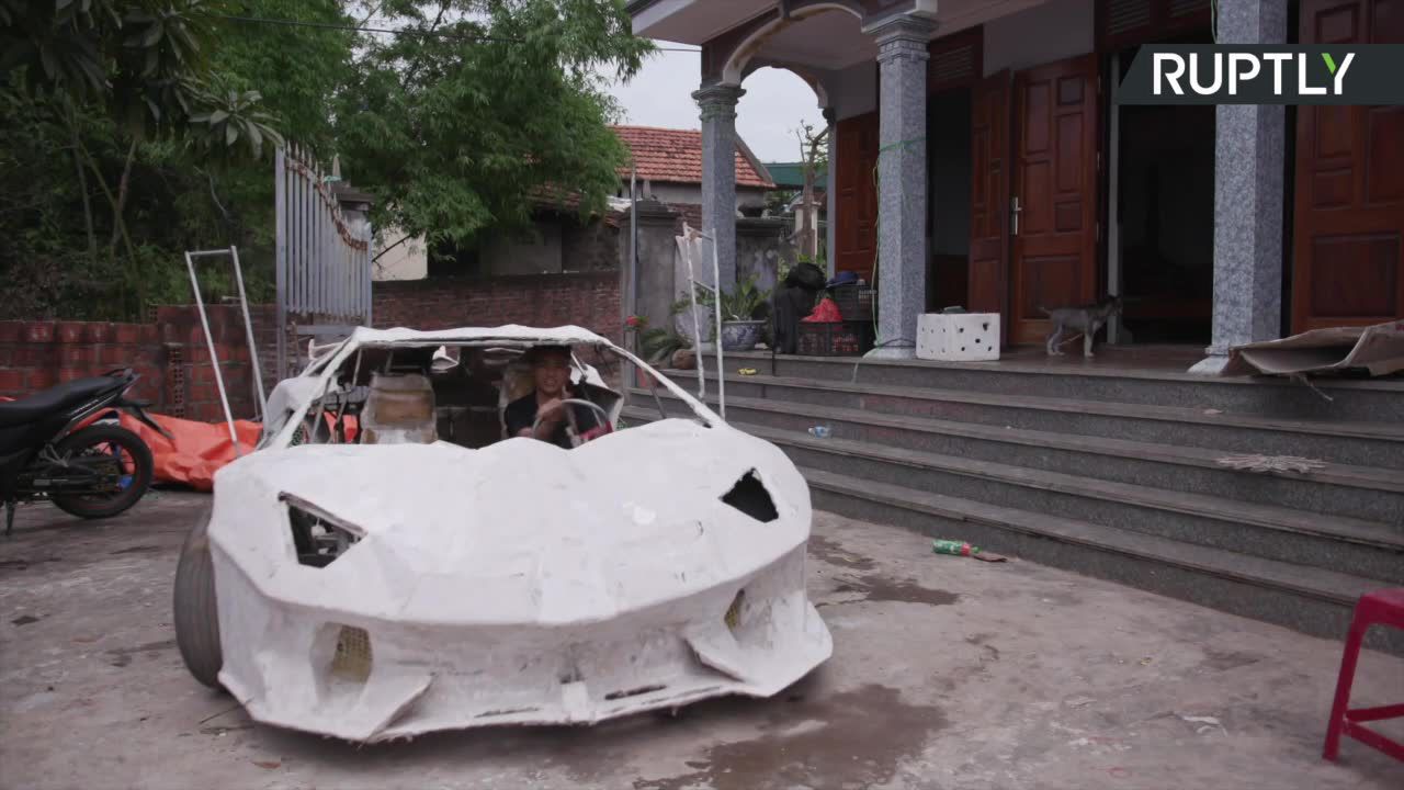 Supersamochód za 600 euro? Dwóch wietnamskich youtuberów stworzyło replikę Lamborghini z tektury