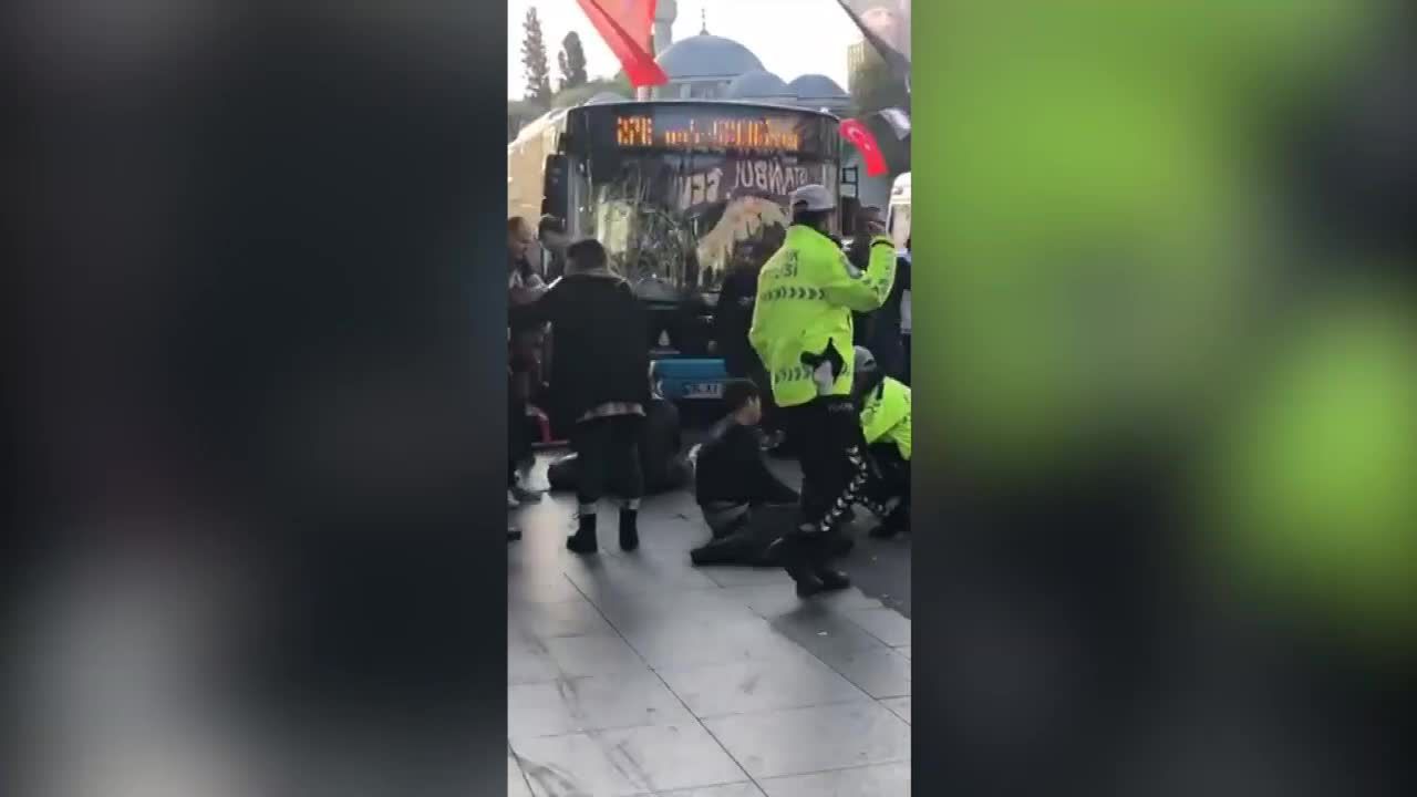 Autobus wjechał w przystanek w Stambule. 13 osób rannych