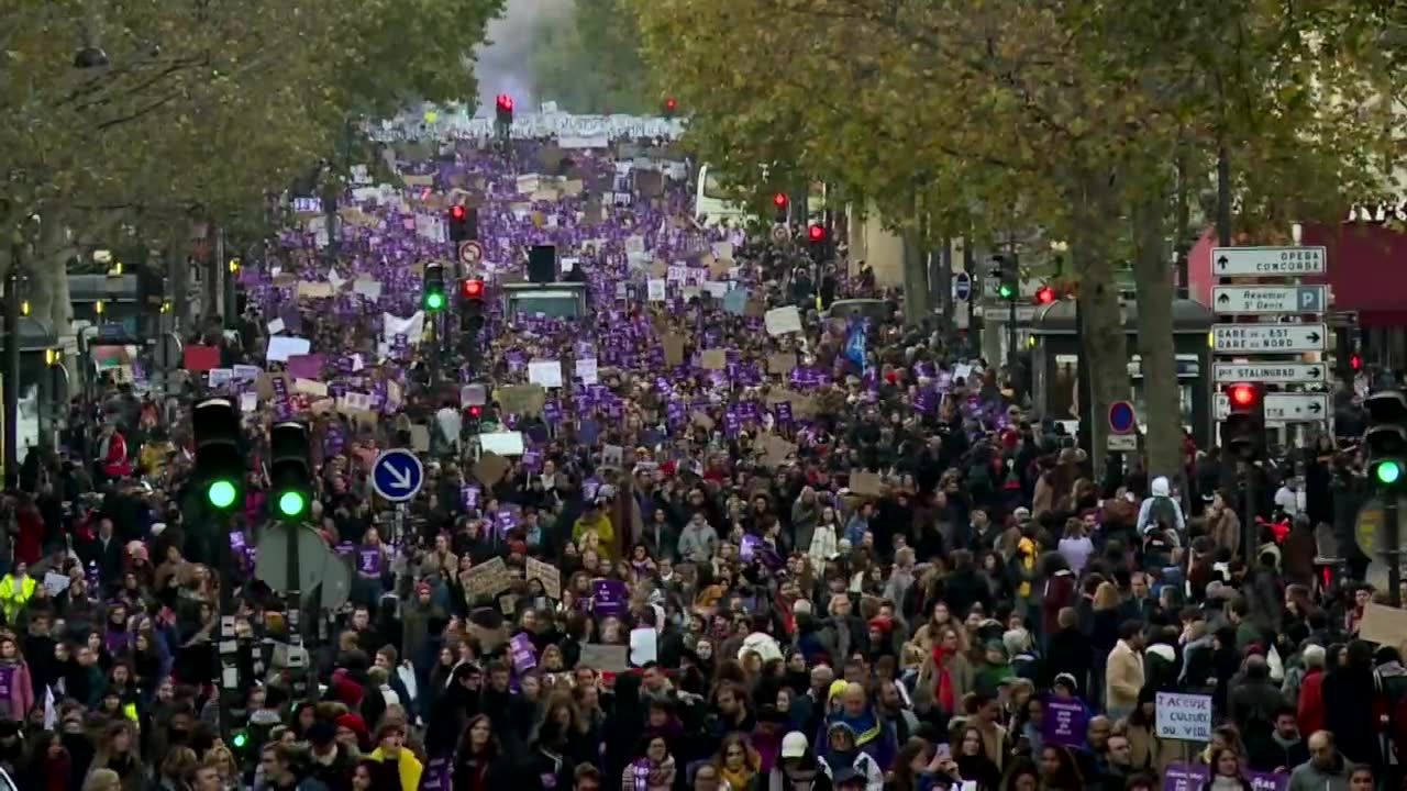 Protest przeciwko przemocy domowej. Kilkadziesiąt tysięcy osób na ulicach Paryża