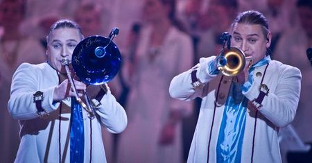 "Jasnogórskie kolędowanie z Polsatem": Golec uOrkiestra w świątecznym koncercie