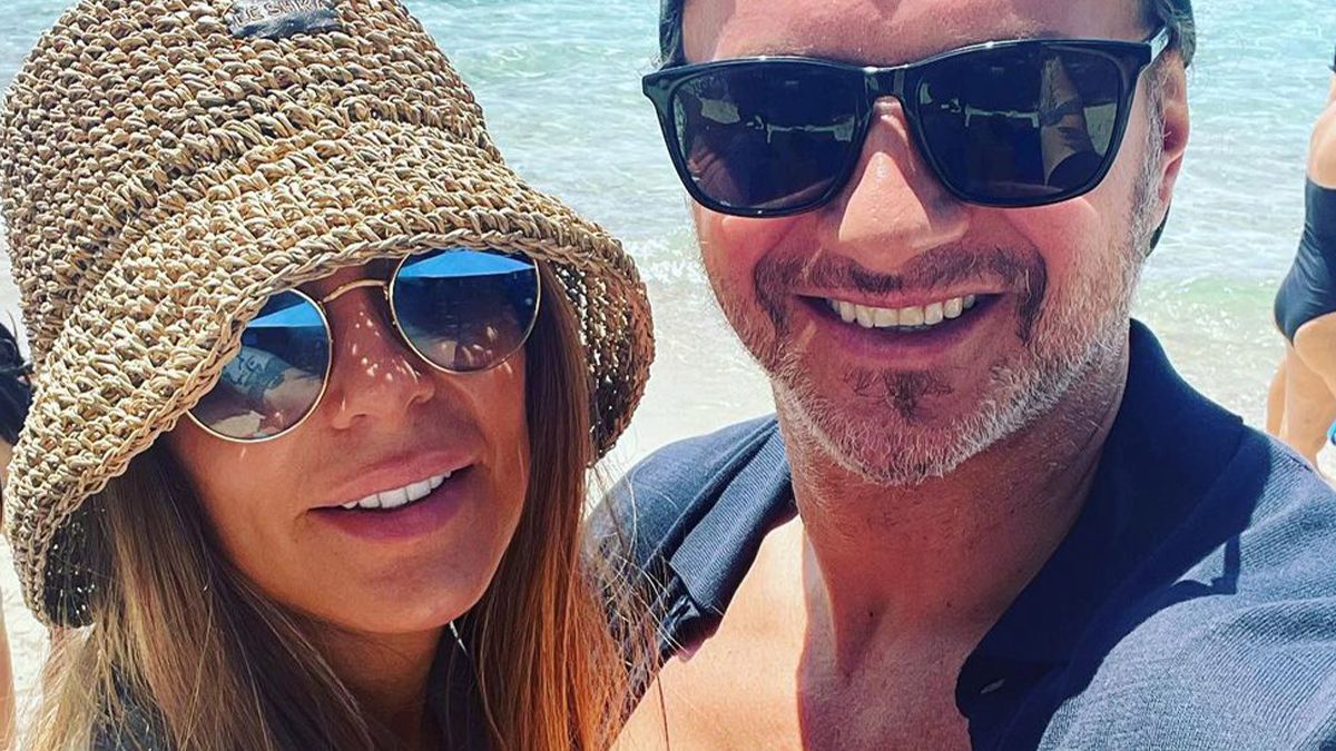 Radosław Majdan pije kawę w luksusowych okolicznościach