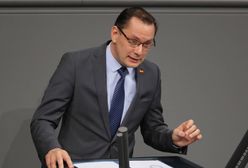 Spłonął samochód szefa AfD. Polityk niegroźnie ranny