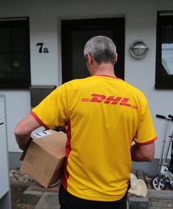 Uwaga na fałszywe maile od firmy kurierskiej. Oszuści liczą, że otworzymy załącznik